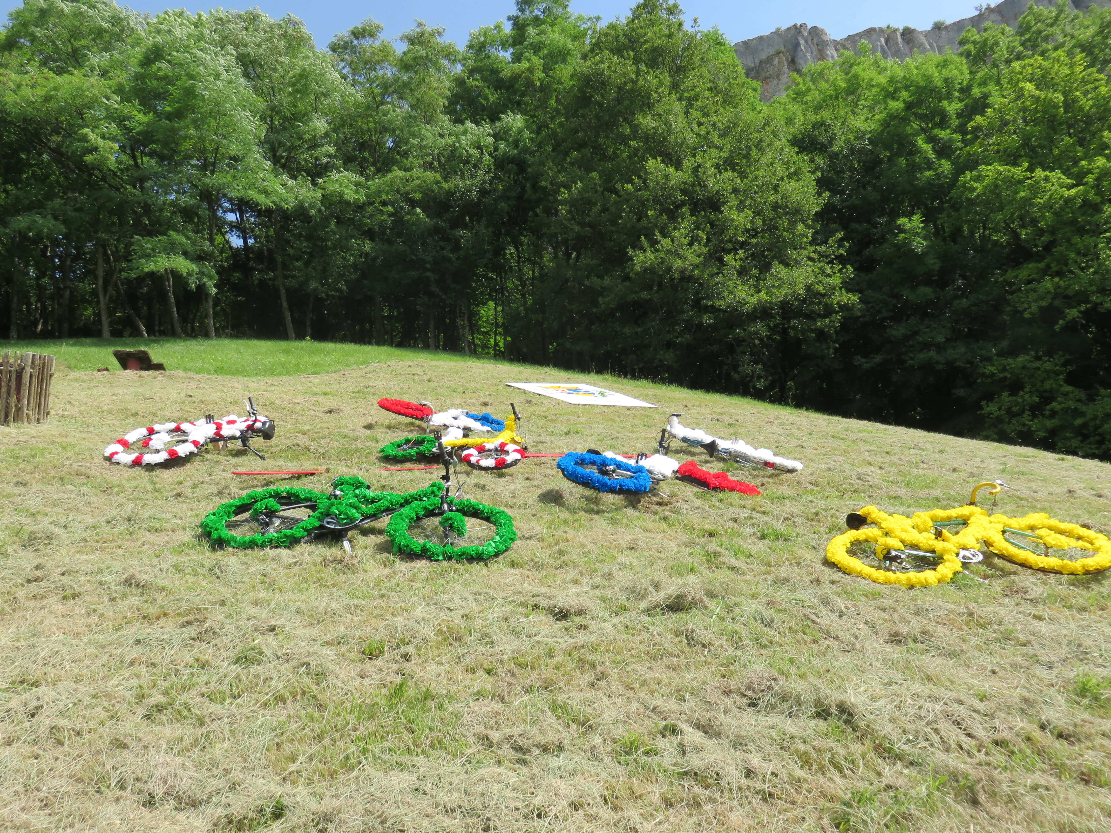 Les vélos décorés aux couleurs du Tour