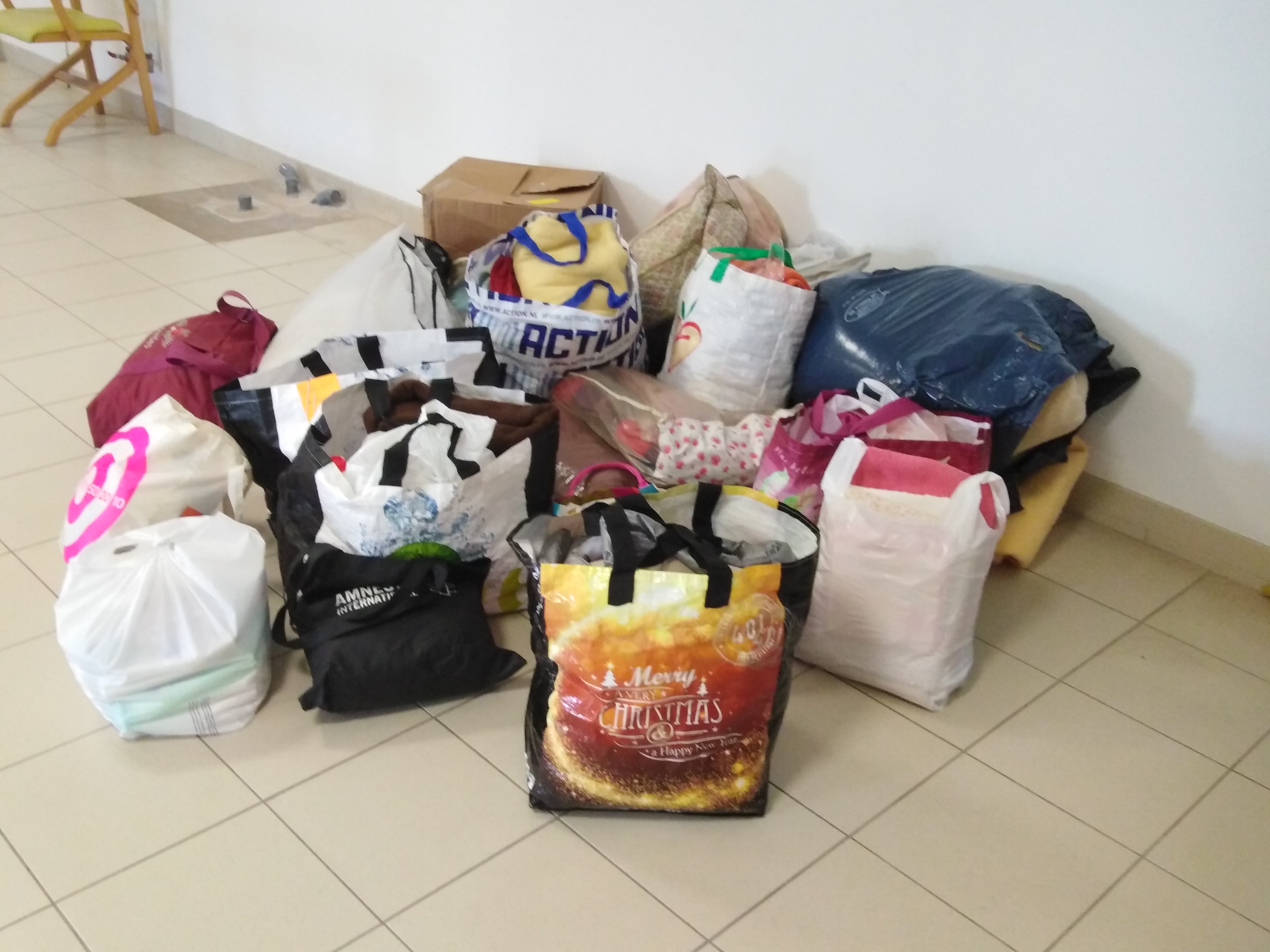 Collecte pour le squat de Saint Just Collecte pour le squat de Saint Just