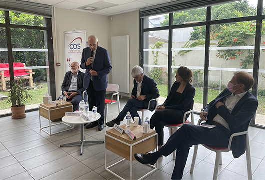 Les intervenants pour le débat de la journée Les intervenants pour le débat de la journée