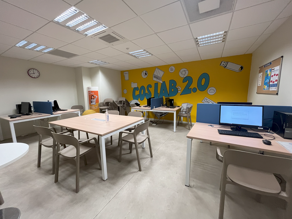 La nouvelle salle informatique La nouvelle salle informatique