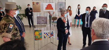 Mme Geneviève Darieussecq en visite de soutien au Centre gériatrique COS Beauséjour