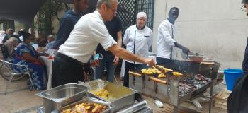 Barbecue à l'ehpad cos jeanne d'arc