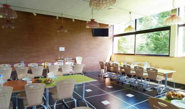 Salle de restauration des Rhuets
