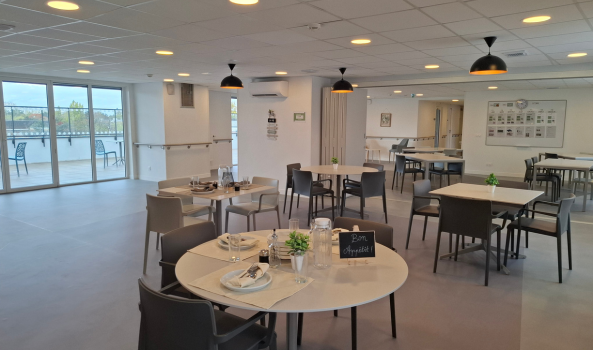 Restaurant EAM Ehpad-EAM COS Nina Gourfinkel - Restaurant EAM