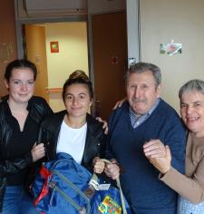 Des résidents et des lycéens ravis de partir en voyage !