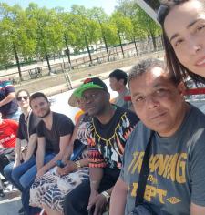 Bateau mouche et visite de la Tour Eiffel pour des usagers du SAMSAH COS 93
