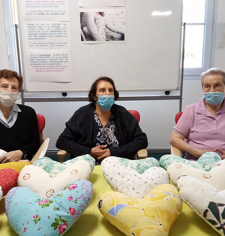 Opération « cœurs solidaires » : des résidentes se mobilisent pour la campagne de sensibilisation d’Octobre rose