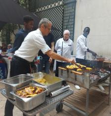 Barbecue à l'ehpad cos jeanne d'arc