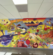 La fresque réalisée dans la salle de vie 